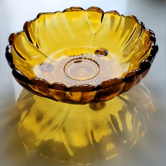 11" 🧡Vntg🌻"Petals Amber"🧡3 Toed Footed Thick 4lb 4oz Bowl by Colony🌻 - Picture 9 of 13